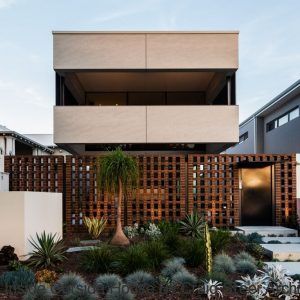 Inside Outside House By Craig Steer Architects