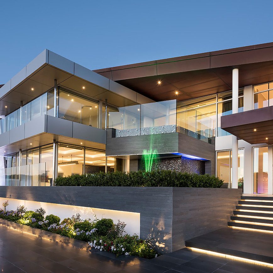 GLASS BALUSTRADING & SHOWER SCREENS, GLASS ROOFS